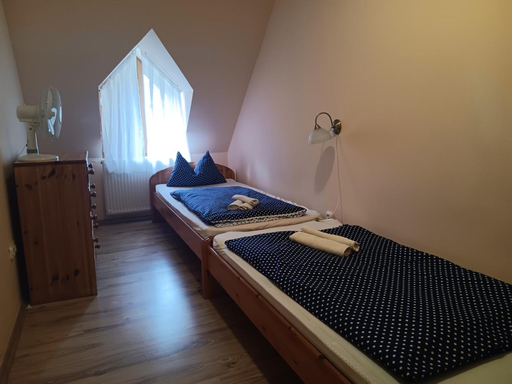 Bed and Breakfast Diana Fogado Keszthely Exterior foto