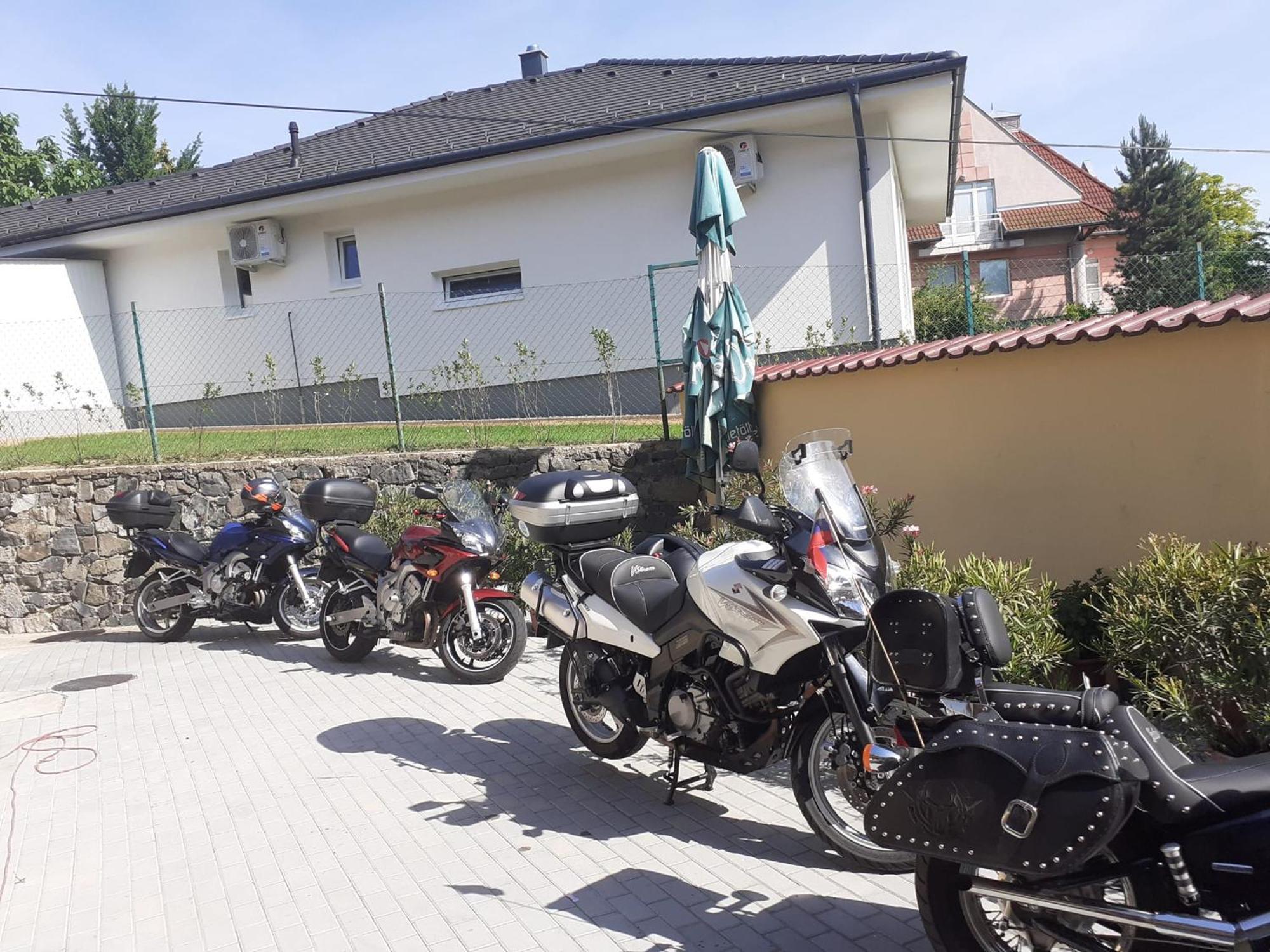 Bed and Breakfast Diana Fogado Keszthely Exterior foto